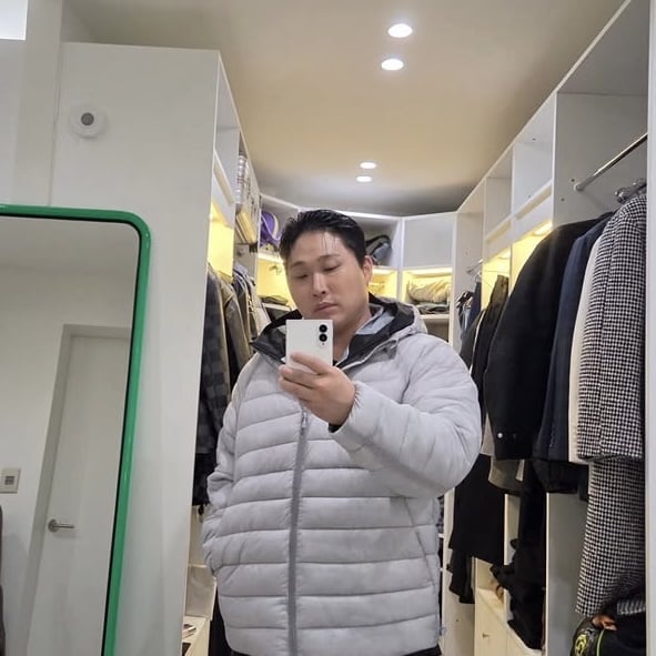 스윙스, 돈까스 먹으러 안 갔네…핏되는 패딩입고 옷가게서 포착