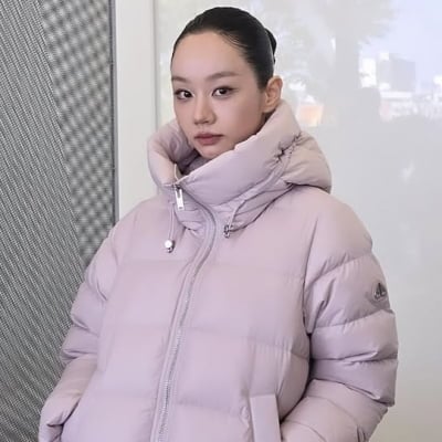 혜리, 두피 안 아픈가…머리카락 한 올도 튀어나오지 않게 올백