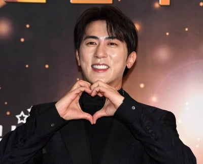 "김원훈은 한국의 주성치" 극찬 쏟아졌다…'직장인들' PD가 인정한 독보적 존재감 [인터뷰③]