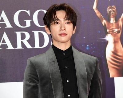 '100일의 거짓말' 사토 히데오가 음악 무대에…박진영, 오늘(30일) '더시즌즈' 출격