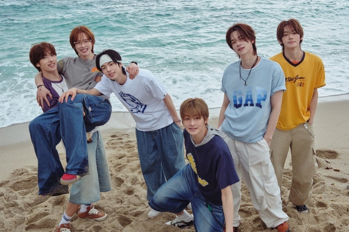 TWS / PLEDIS Entertainment