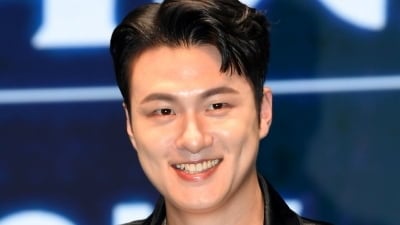 '국민 MC' 유재석 앞에서 잔뜩 움츠러들었다…신승호, 촬영 중 반전 면모 눈길 ('틈만나면')