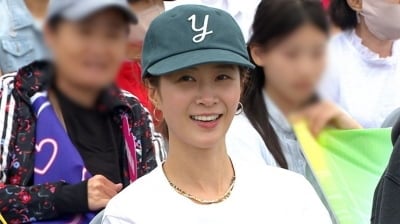 소녀시대 유리가 왜 여기서 나와?…몰라보게 수수해진 근황, '전국노래자랑' 객석 포착