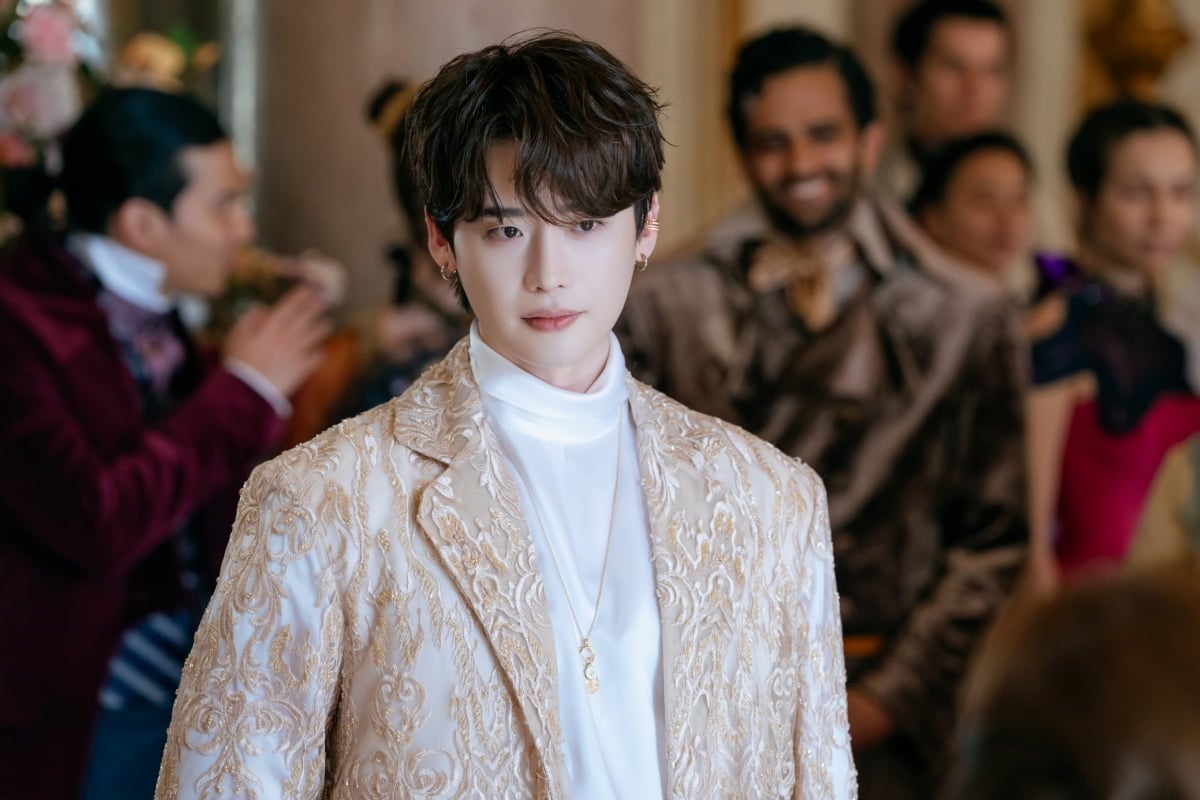 이종석이 서왕국 왕자로 변신해 신민아와 로맨스를 그린다./ 사진제공=디즈니+