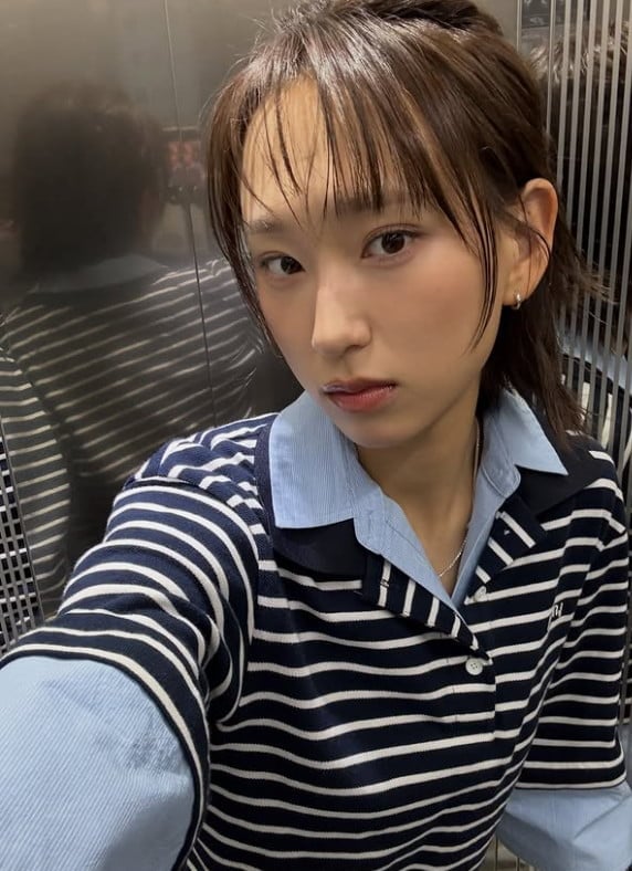 배우 류혜영이 다양한 포즈를 보이고 있다. / 사진=류혜영 SNS
