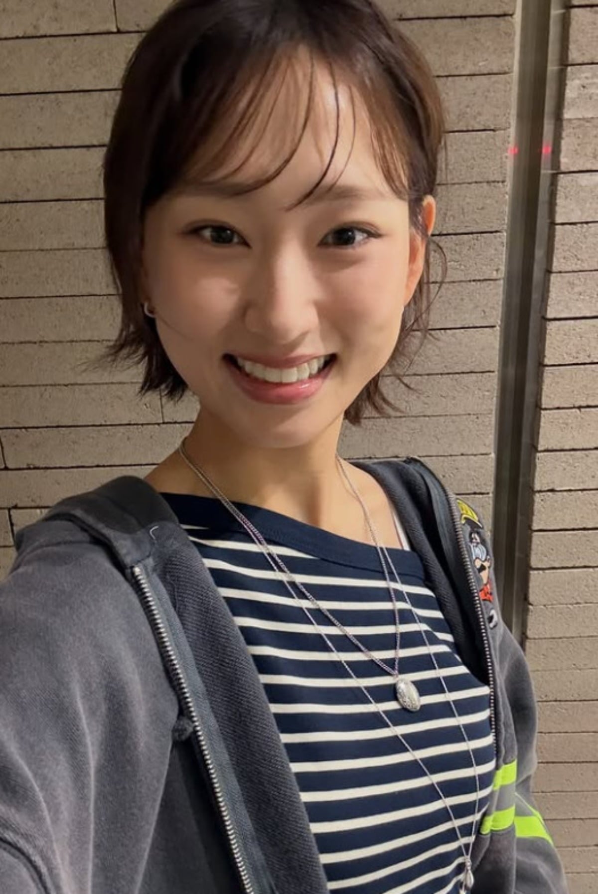 배우 류혜영이 다양한 포즈를 보이고 있다. / 사진=류혜영 SNS