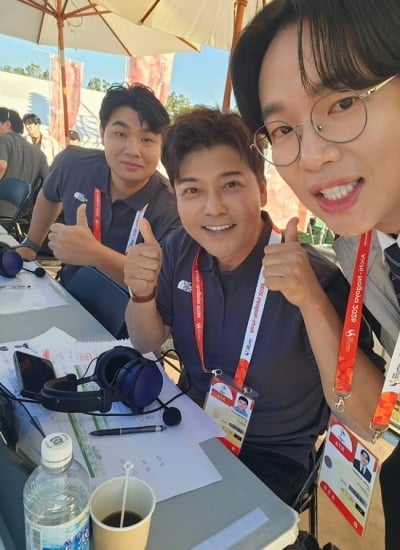 장성규 '한솥밥이자 라이벌' 전현무 만났다…"제가 이기겠습니다" 전쟁 선언