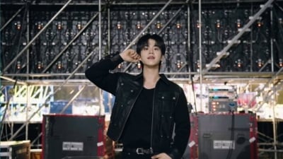 태비, 올가을 대학축제 10곳 이상 뜬다…7년 전 'blue'의 역주행