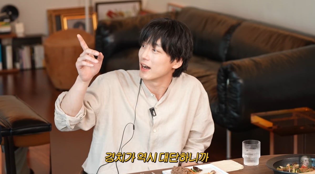 홍진경이 자신의 집을 방문한 켄타로와 이준기를 위해 한식을 대접했다. / 사진='공부왕 찐천재' 유튜브 캡처
