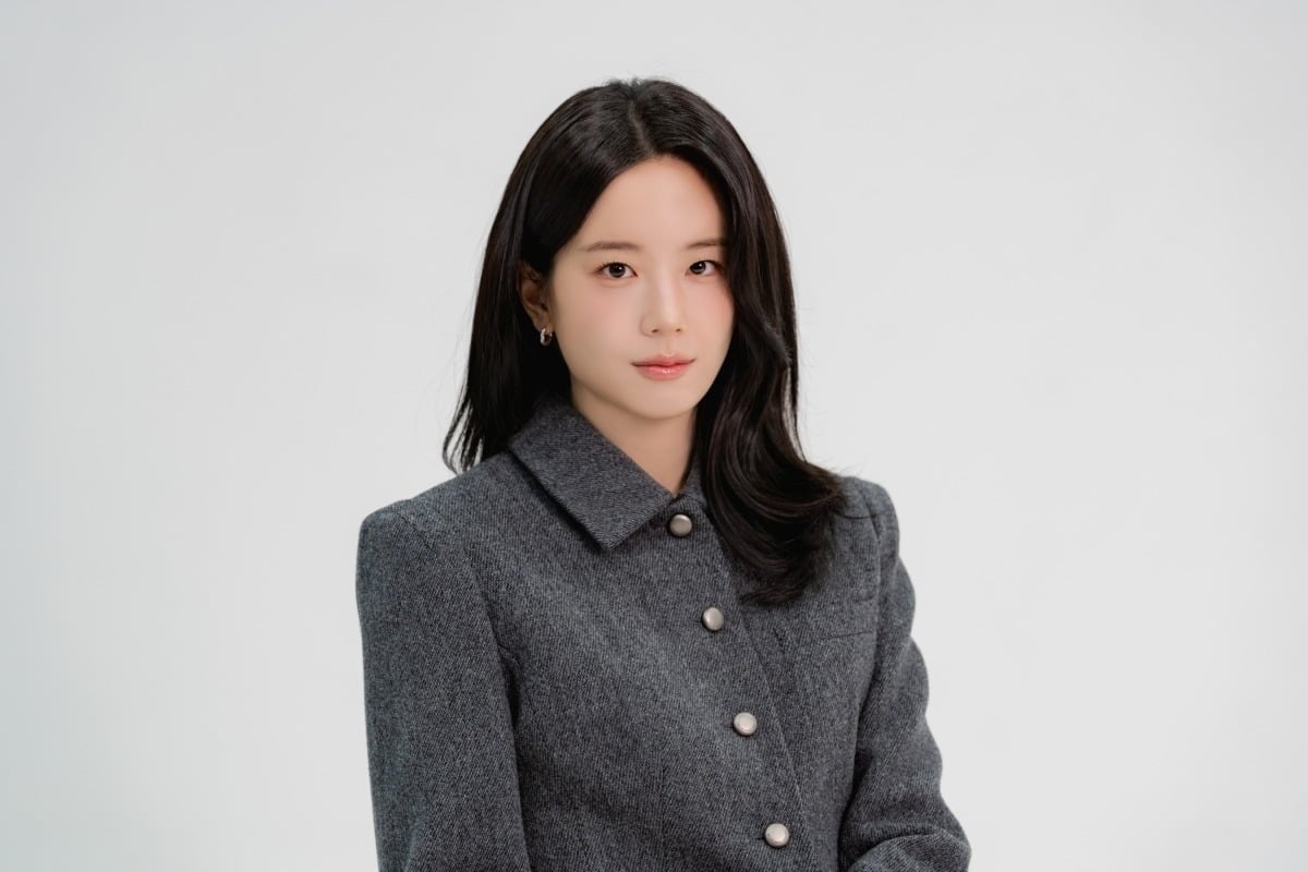 배우 장규리가 같은 소속사 식구이자 '포핸즈'에서 호흡을 맞춘 송강의 실제 성격을 이야기했다./사진제공=나무엑터스