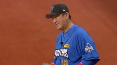 176억 이대호, 결국 위기 맞았다…갑작스러운 부상에 고통 호소 ('불꽃야구')