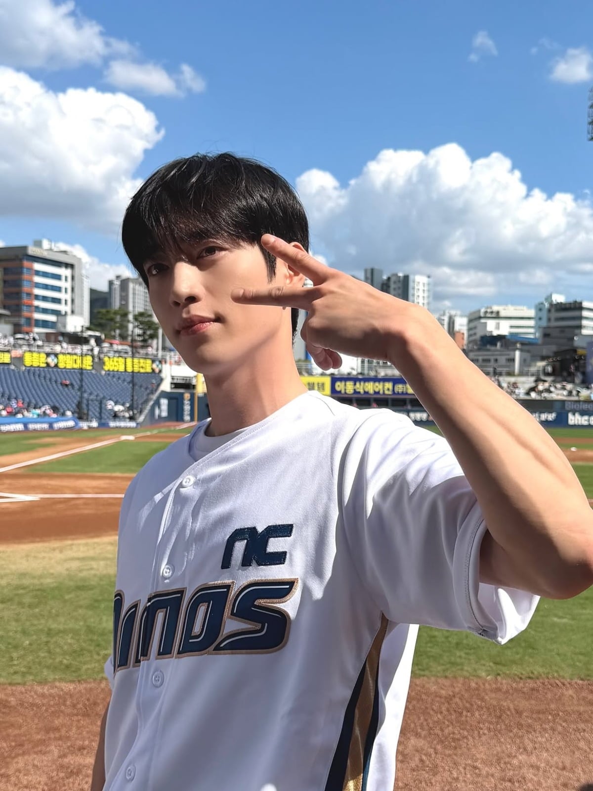 사진 = 서강준 인스타그램