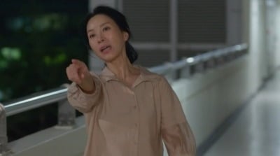 마침내 시청률 두자릿수 찍었다…이혼에 거액 빚 압류, 母 김희정 분노 '10.7%' ('엄마가미쳤어요')[종합]