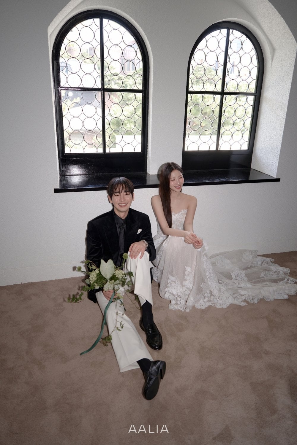 송지호, 김소리가 웨딩화보를 고개했다. / 사진제공=알리아 스튜디오