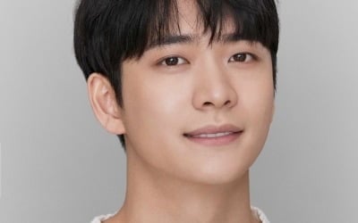 [공식] '섭섭남' 강태오, 기쁜 소식 전했다…'15살 연상' 이보영과 주연 호흡 ('홍말금')