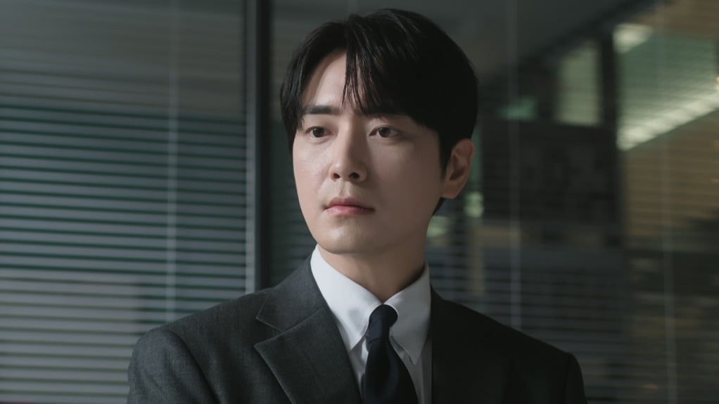 이준혁이 '로또 1등도 출근합니다'에서 열연 중이다. / 사진제공=티빙