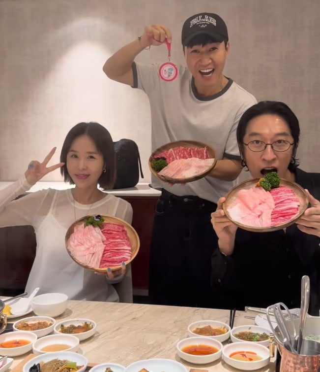 사진=신지 SNS