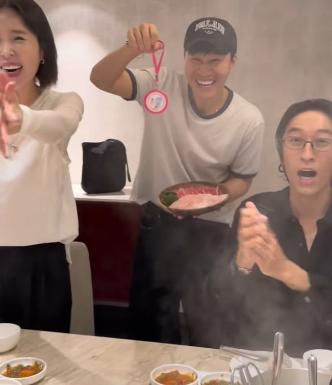 사진=신지 SNS