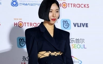 '42세' 리아킴, 19년째 열애 ♥남친과 동거 중이었다… "결혼 안 한 이유" ('시대목격')