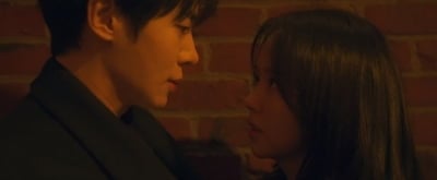 안판석 감독 유작, 2회 만에 시청률 상승세 탔다…김소현, ♥추영우에 기습 키스 ('연애박사')[종합]