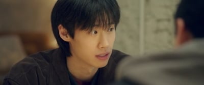 알고보니 같은 소속사였다…'천만 배우' 등극한 김민, 한예종 후배 추영우와 호흡 ('연애박사')