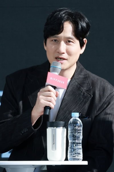 박해준, 부드러운 인사말[TEN포토]