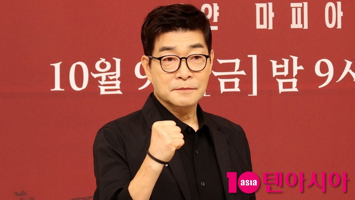 배우 손현주는 극 중 구서대학교병원 분원장 부승권 역을 맡았다. / 사진=텐아시아DB
