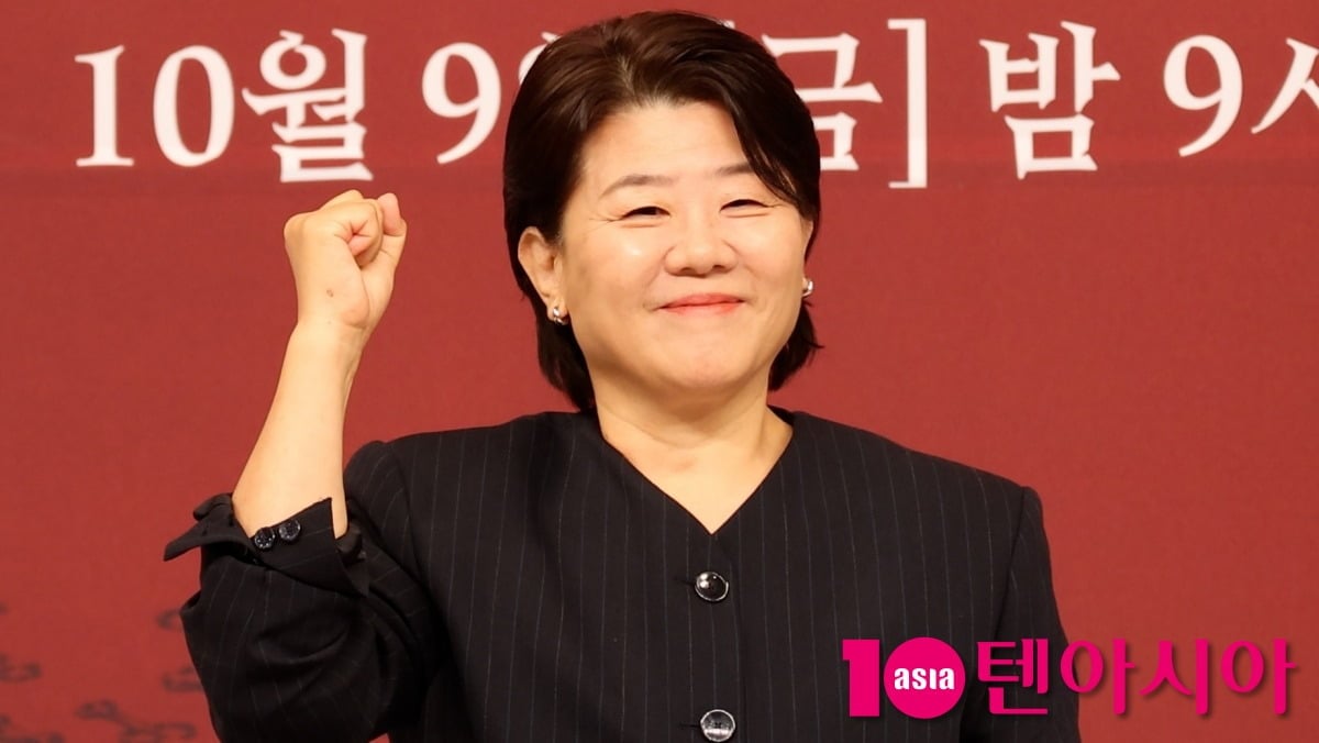 배우 이정은은 김지원과 워맨스 호흡을 예고했다. / 사진=텐아시아DB