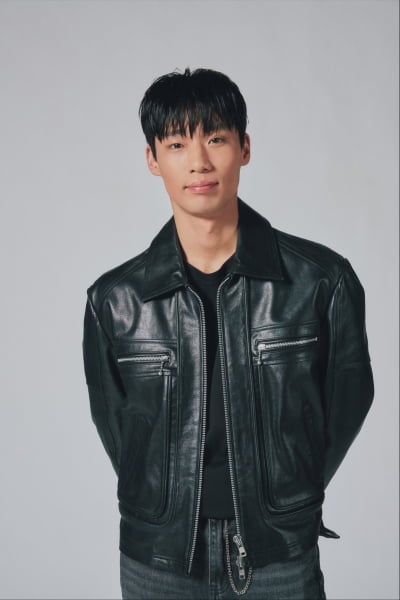 '싱어게인4' 우승 이오욱, 오늘(7일) 신보 발매…로코베리 명곡 재해석