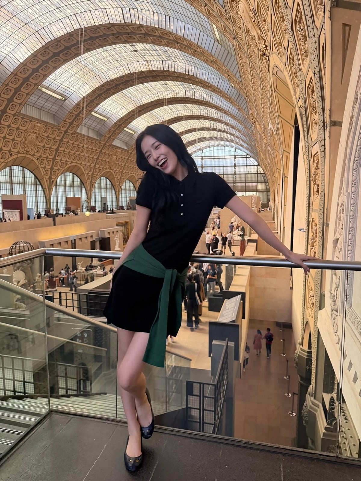 사진 = 안유진 인스타그램
