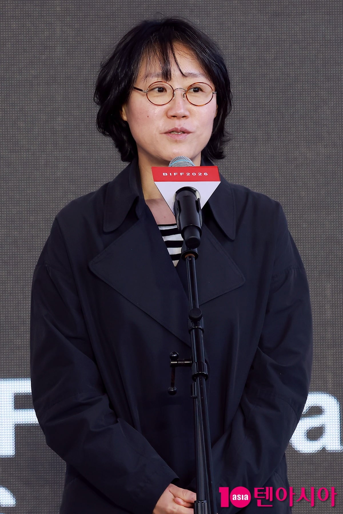 정주리 감독이 젊은 세대에게 전하고 싶은 메시지를 밝혔다. / 사진=텐아시아DB