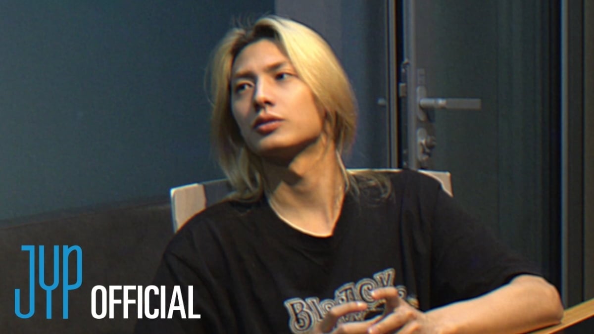 엑스디너리 히어로즈 'X(H) room V-LOG' 티저 섬네일 / 사진=JYP엔터테인먼트