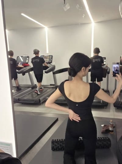 '나솔' 33기 영숙, 등 훤히 드러낸 운동복 자태…자기관리 끝판왕이었네