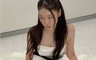 고양이가 따로 없네…박경혜, 2kg 감량 후 뽐낸 드레스 자태