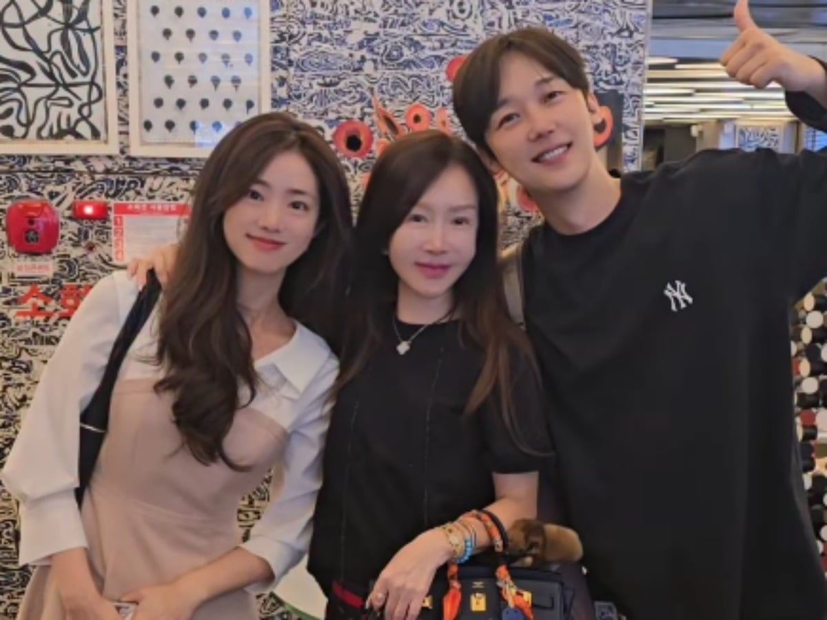 배우 윤종훈이 한은서와 결혼을 앞둔 가운데, 선배 박준금과의 각별한 인연이 재조명됐다./사진=박준금 SNS