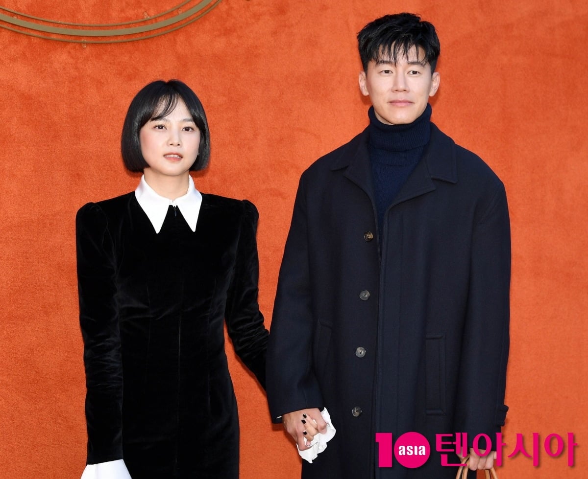 배우 김무열, 윤승아 부부가 올해도 기부 행사에 참여하며 선행을 이어간다./사진=텐아시아DB