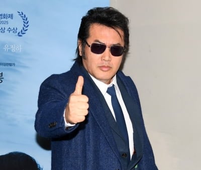 김보성, 알고 보니 수백 평 대저택 살던 금수저였다…수영장 딸린 3층 집에 "마당서 야구까지" [종합]