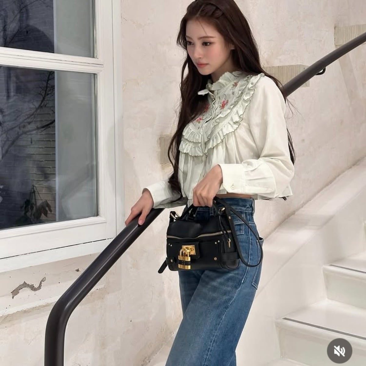 안나가 파리 패션위크에 참석했다. / 사진=SNS