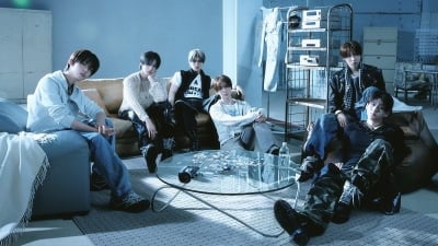 킥플립, 초동 53만장 커리어하이…앨범 낼 때마다 새 기록