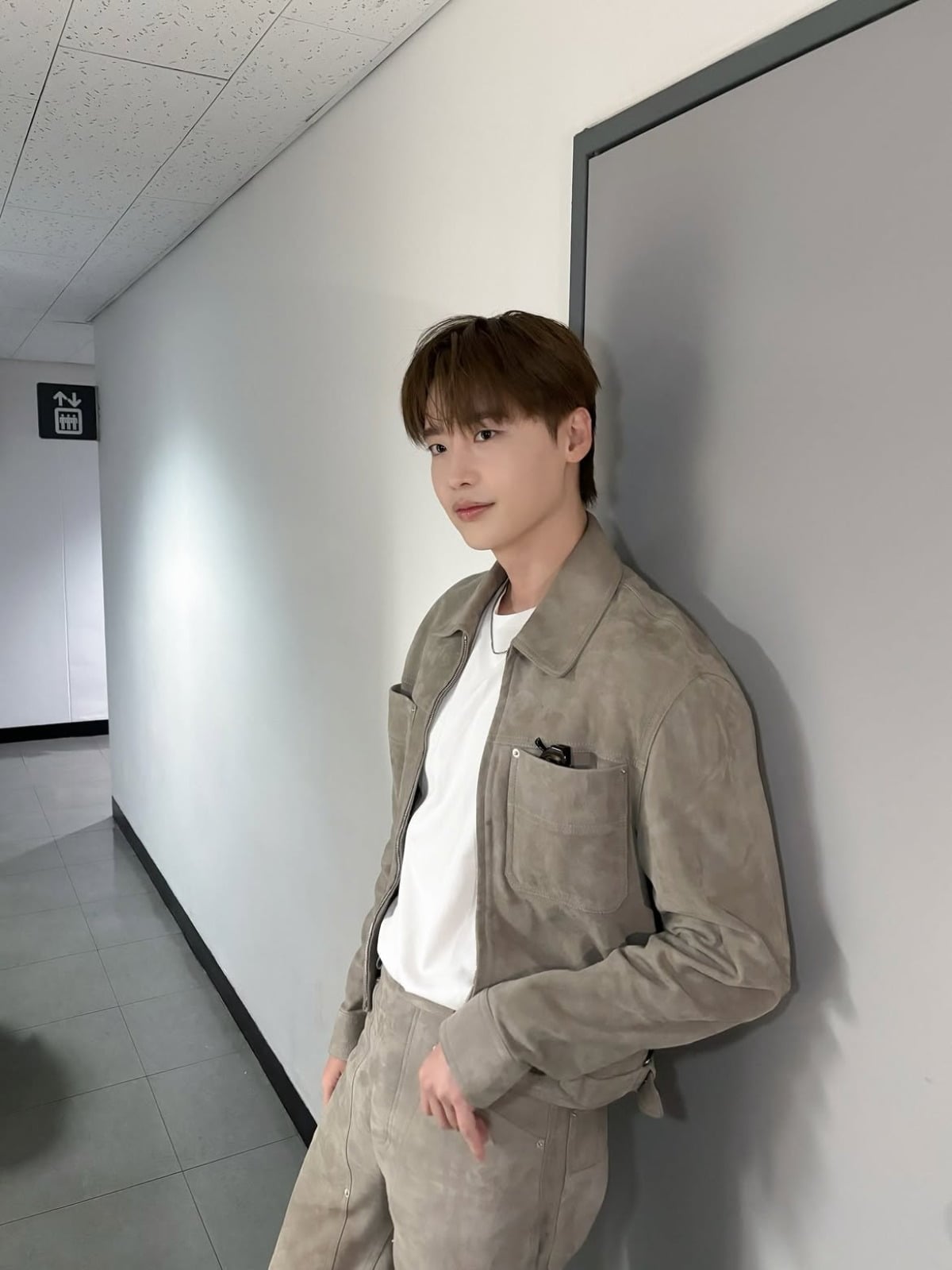 사진 = 이종석 인스타그램