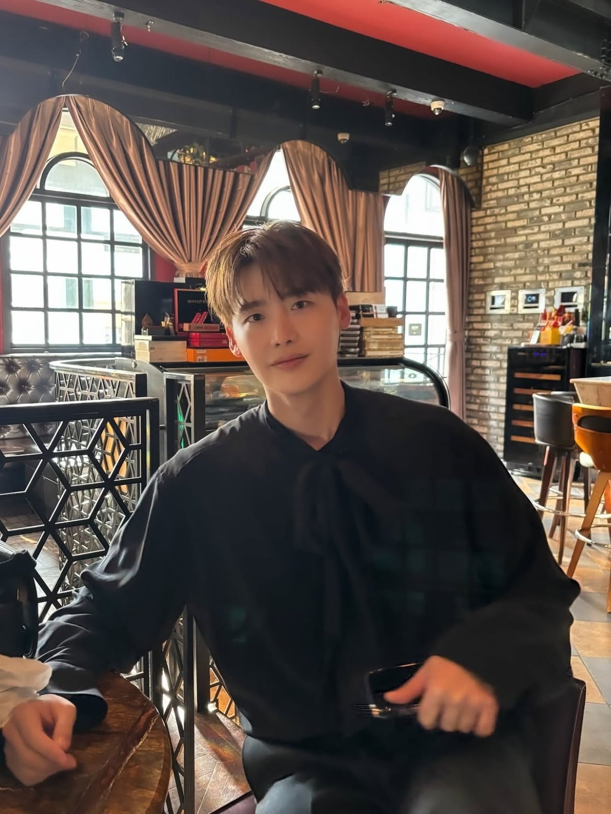 사진 = 이종석 인스타그램
