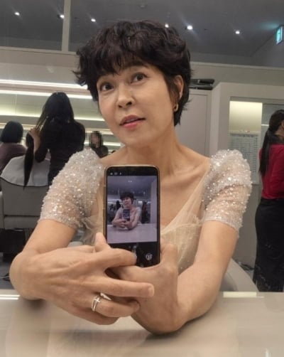 안정환 아내도 놀랐다…조혜련, '52kg' 인증→부각된 쇄골+팔뚝살 실종