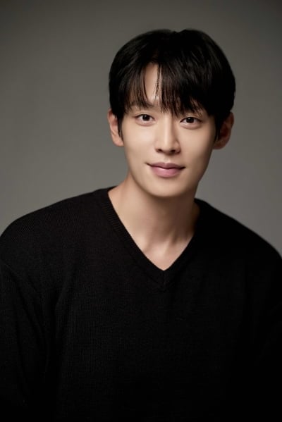 이기택, 2027년까지 꽉 찬 스케줄
