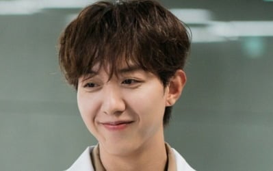 이정신, 알고 보니 육각형 남자였네...'보스의' 소아과 전문의로 변신