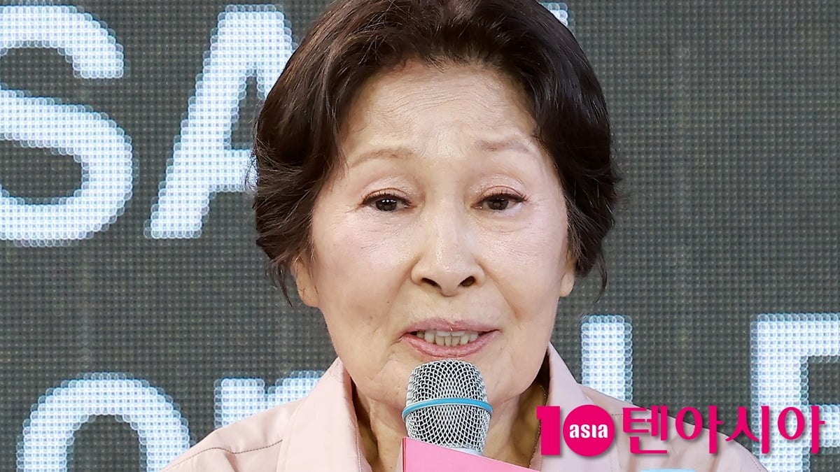 배우 김혜자가 제31회 부산국제영화제 야외 무대인사에 참석했다. / 사진=텐아시아DB