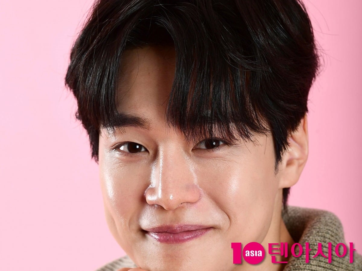 배우 강유석이 전어잡이에서 두각을 나타내며 선장으로부터 스카우트 제의를 받았다. / 사진=텐아시아DB
