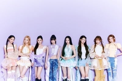 하츠투하츠, 글로벌 게임 10주년 주인공 됐다…첫 영어 싱글 공개