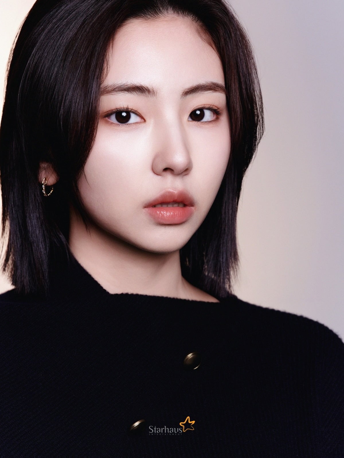 티빙 '로또 1등도 출근합니다'에 출연한 배우 하율리 프로필 사진. / 사진제공=스타하우스엔터테인먼트