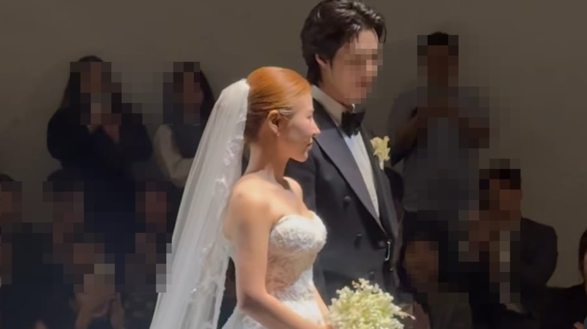 개그우먼 박세미와 플로리스트 김준연 씨가 웨딩마치를 올리고 있다. / 사진=테이 SNS