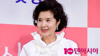 '74세' 윤미라, 동안 비결로 미혼 생활 꼽았다…"후회는 없어" ('미우새')